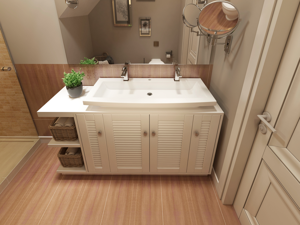 Freshly painted bathroom featuring the best paint color for small bathroom spaces