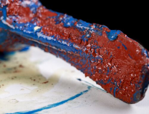 How to Remove Paint From Plastic