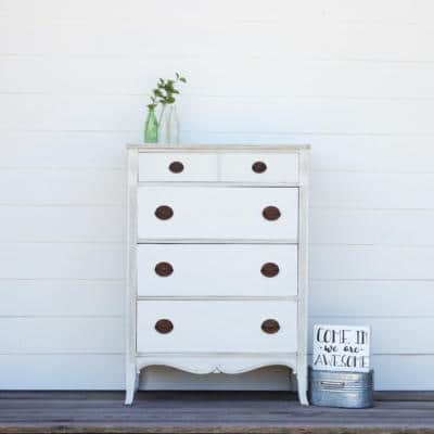 Parchment is the perfect shade of milk paint for an off white accent piece!